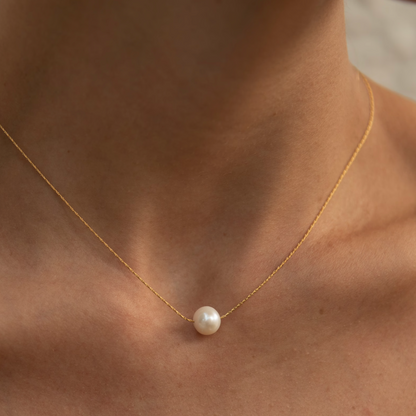 Round Natural Pearl Pendant Necklace